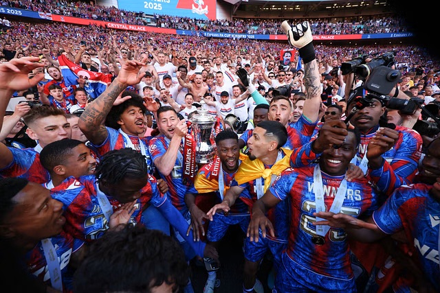 Crystal Palace delegation arrives at CAS to fight for Europa League return