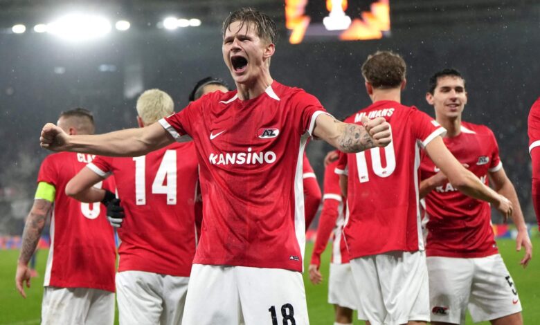 Wolves hopeful of closing deal to sign left-back David Moller Wolfe from AZ