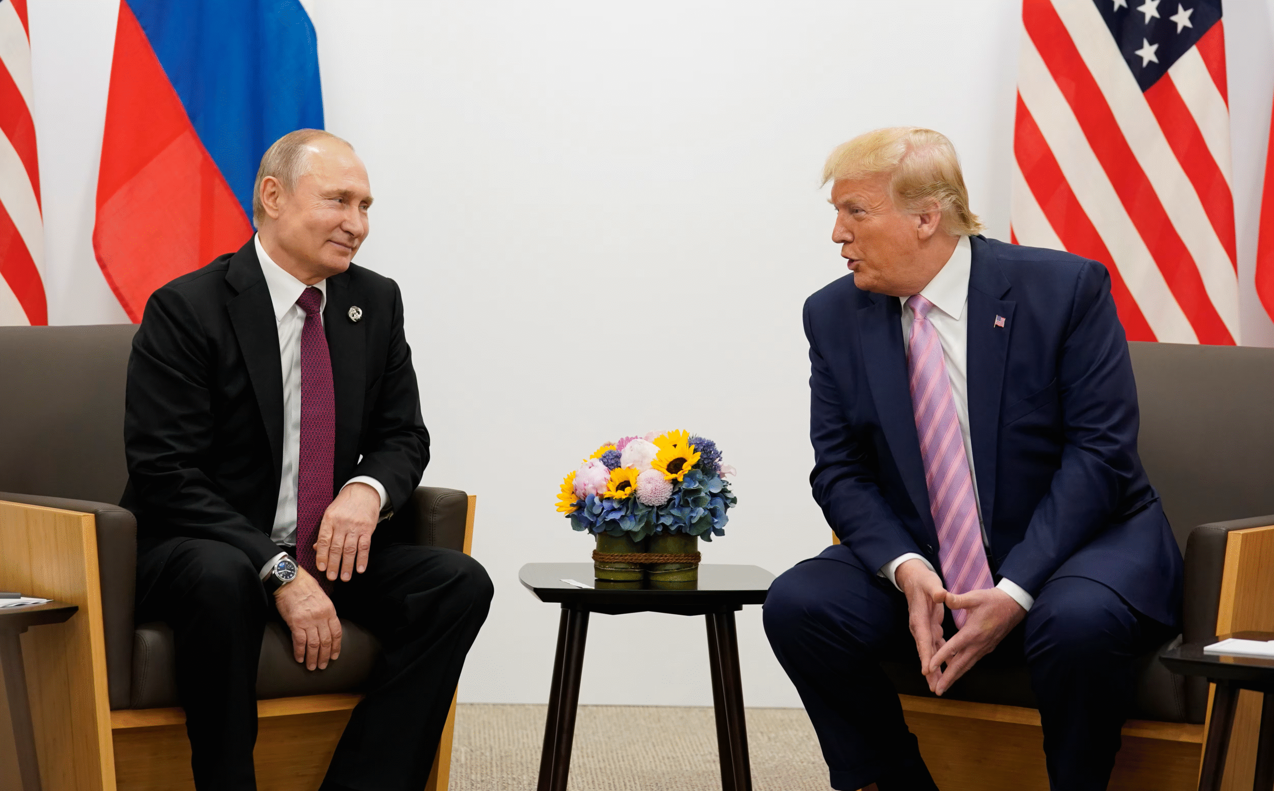 Trump's envoy meets Putin ahead of Russia-Ukraine peace deadline