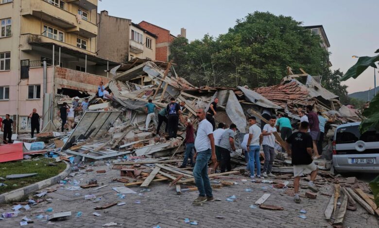 Magnitude 6.1 earthquake strikes Turkey, causing buildings to collapse