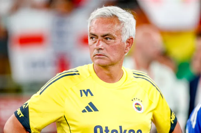 Mourinho Sacked by Fenerbahce Over 'Unacceptable' Playing Style